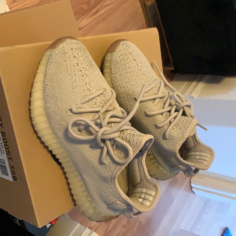 Yeezy 350 sesame
